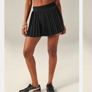 BEYOND YOGA WOMEN'S IF YOU PLEATS MINI SKIRT